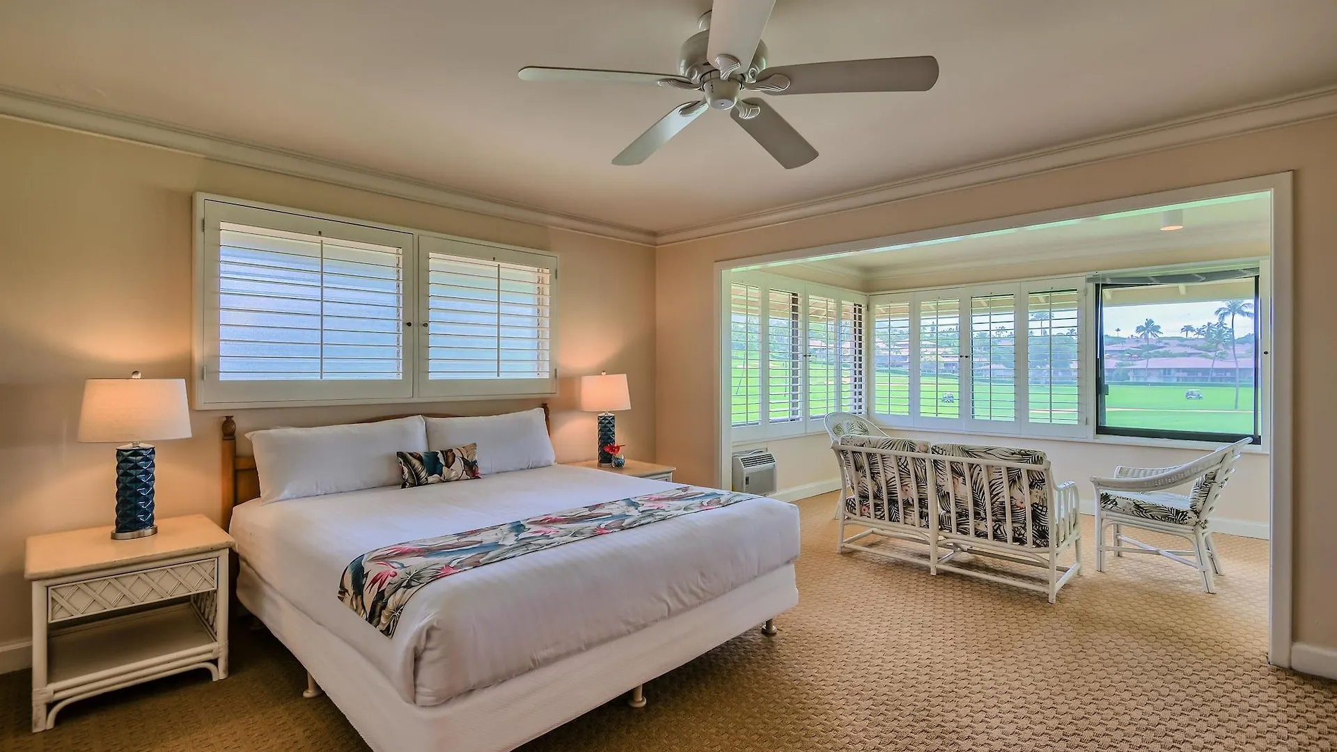 Royal Lahaina Resort & Bungalows 4*,  USA