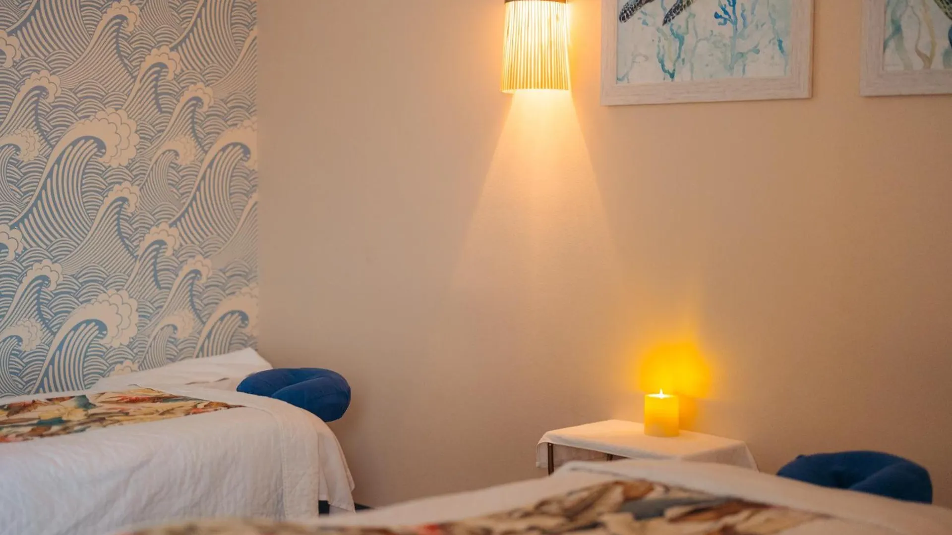 Royal Lahaina Resort & Bungalows