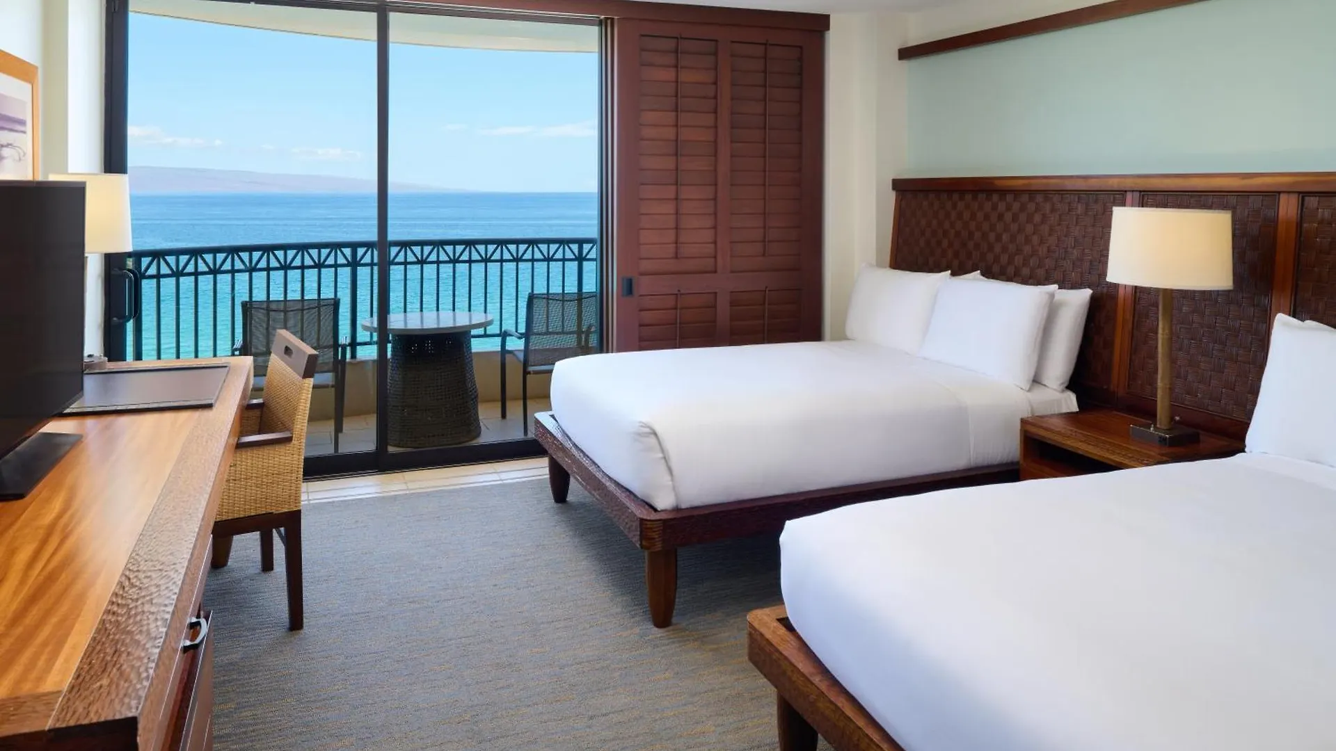Royal Lahaina Resort & Bungalows