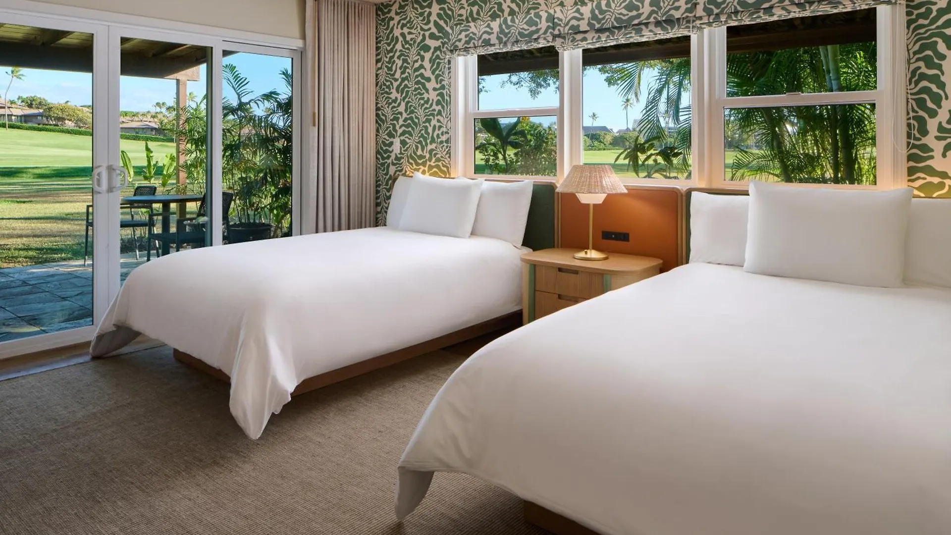 Royal Lahaina Resort & Bungalows