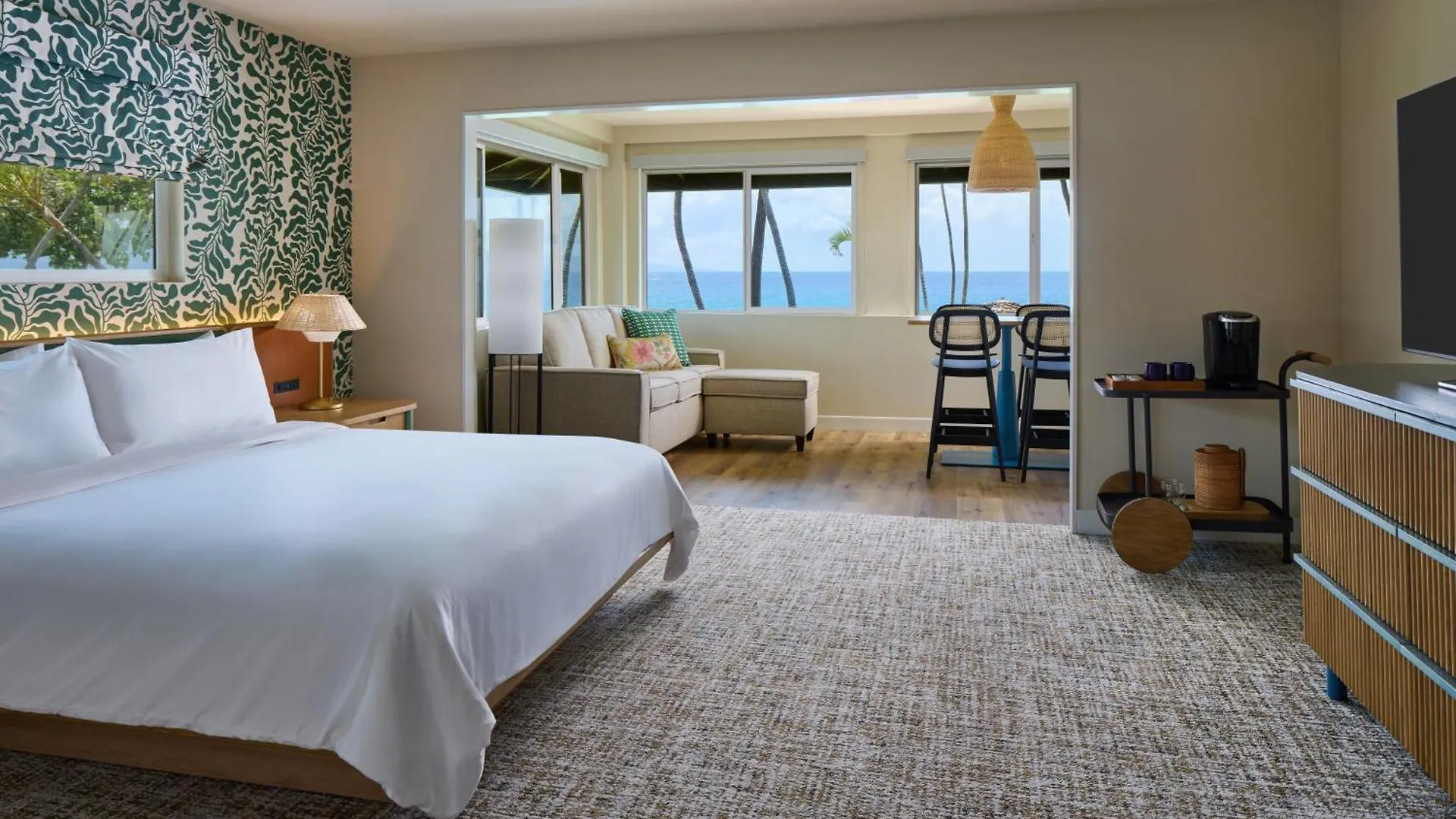Royal Lahaina Resort & Bungalows