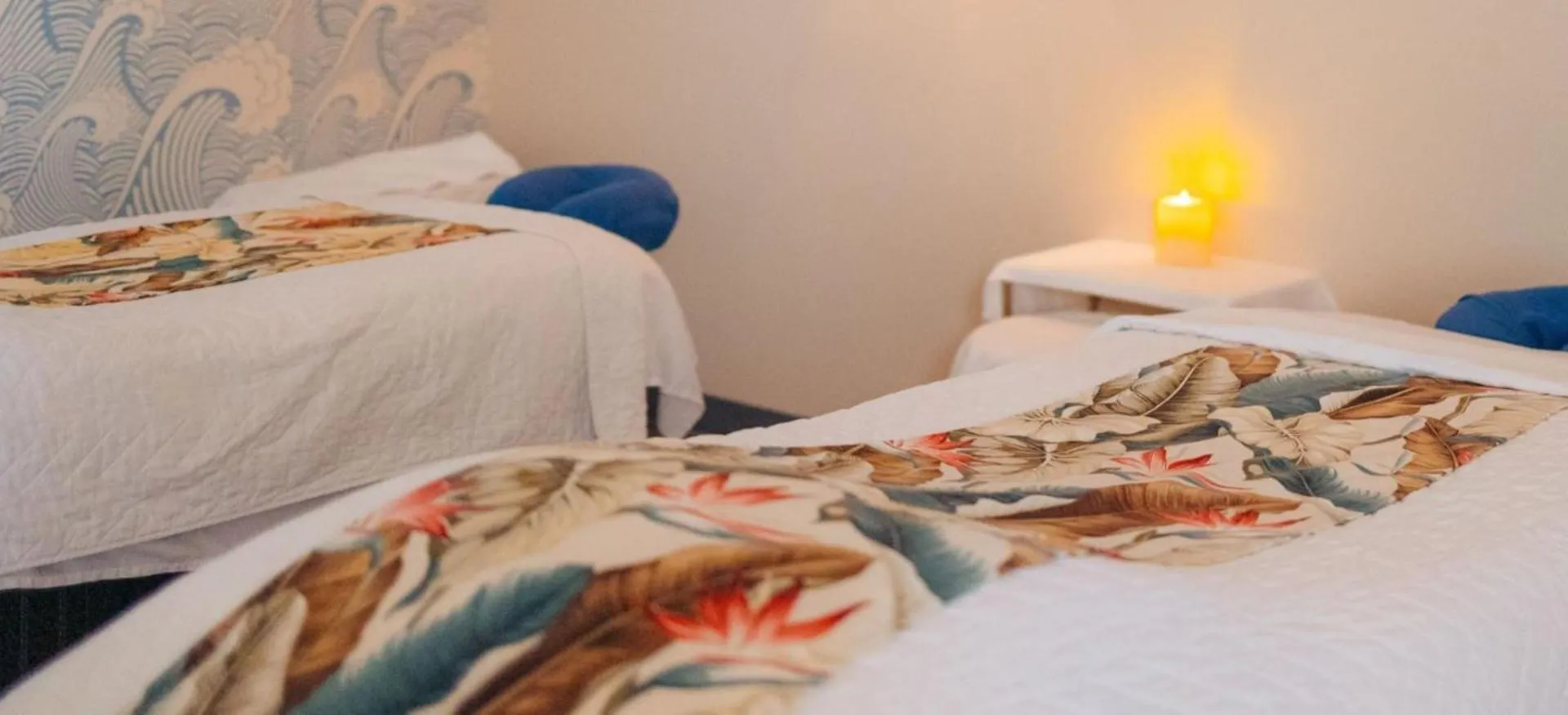 Royal Lahaina Resort & Bungalows