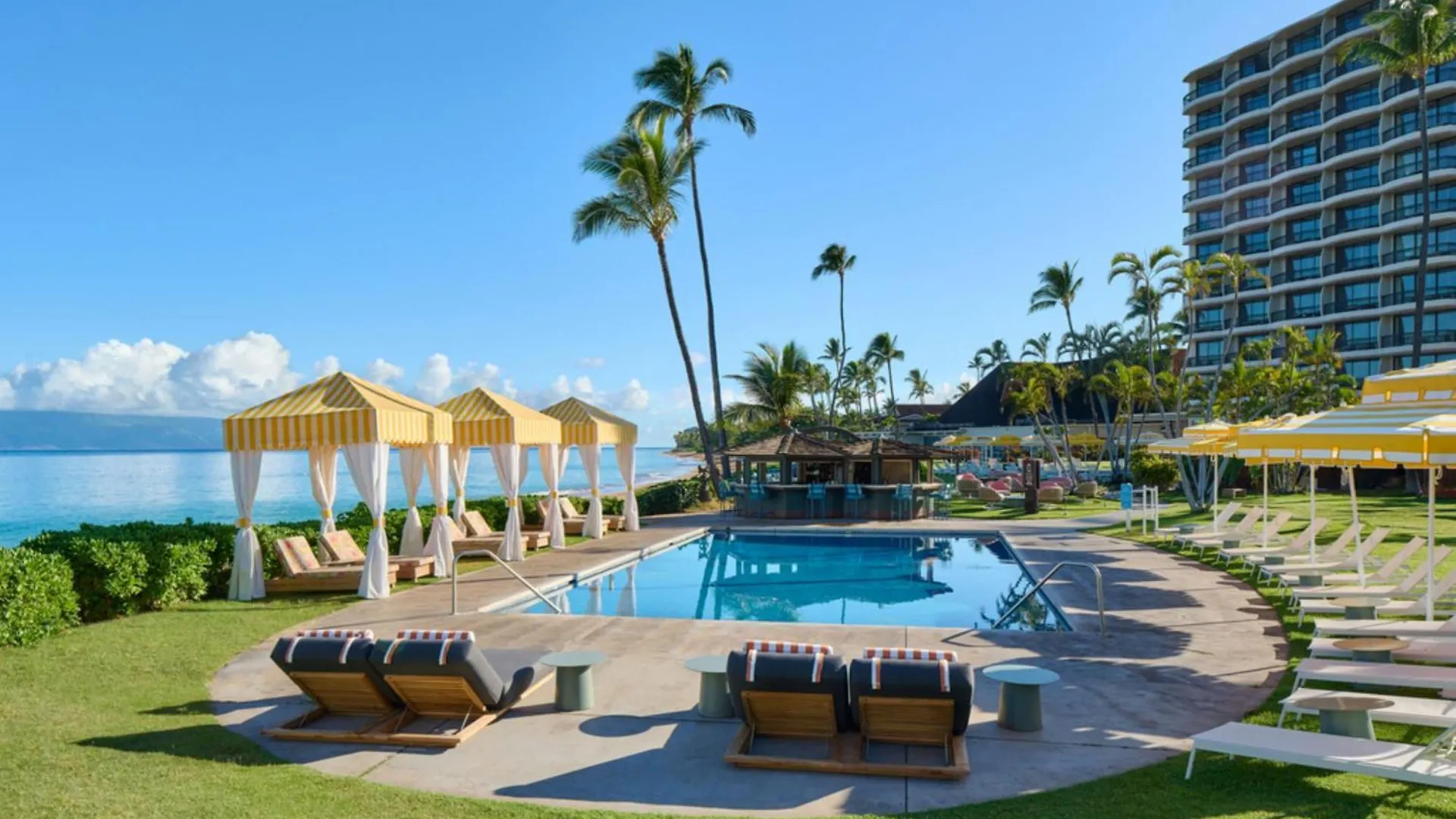 ****  Royal Lahaina Resort & Bungalows USA