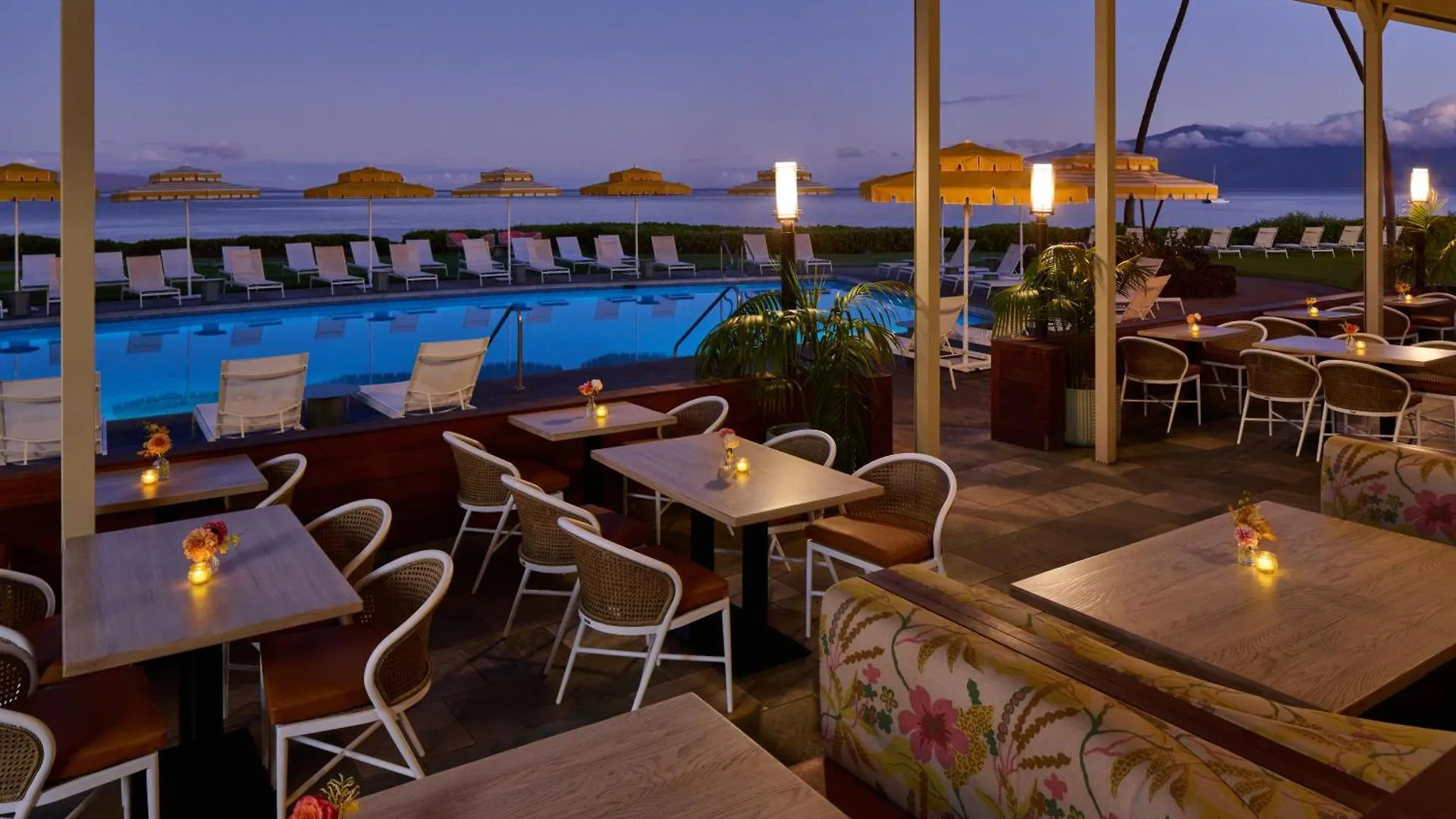 Royal Lahaina Resort & Bungalows