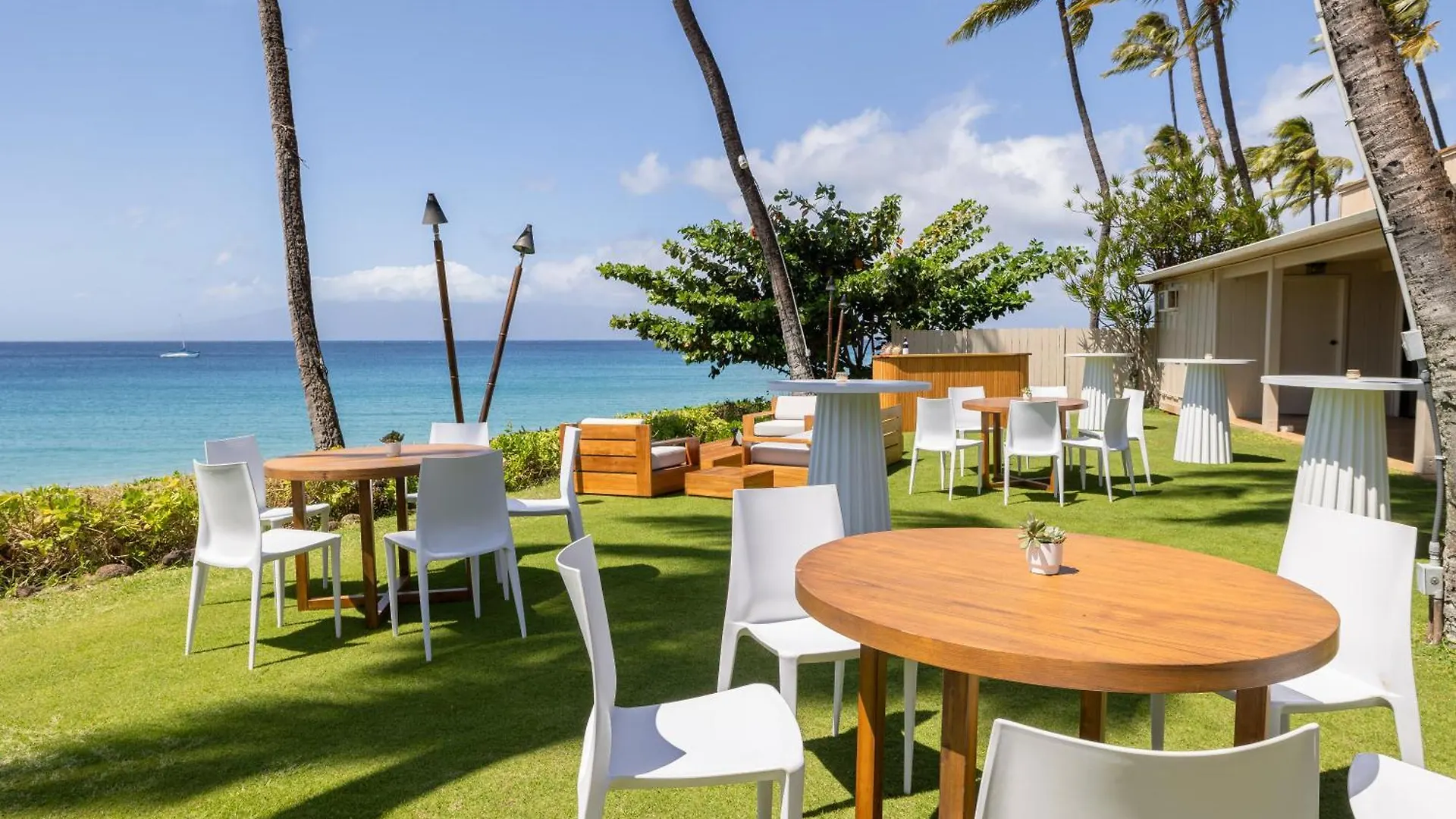 Royal Lahaina Resort & Bungalows 4*,
